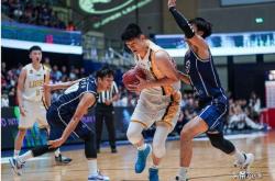 开云足球直播-爵士险胜广州队，胡金秋惊艳四座的简单介绍