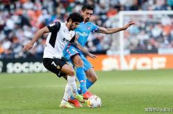 开云体育平台APP-华伦西亚客场战平，难以翻盘