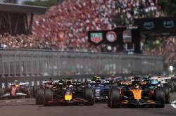 开云体育官方网站-红牛二队逆转梅赛德斯，塞恩斯带队取胜