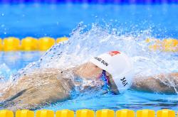 开云体育APP下载-双星闪耀欧陆，阿什拉夫意甲封神之夜，勒沃库森补时绝境逆转荷兰