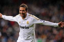 开云下载-当东方武士遭遇三狮军团，萨拉赫的统治与英格兰的鏖战