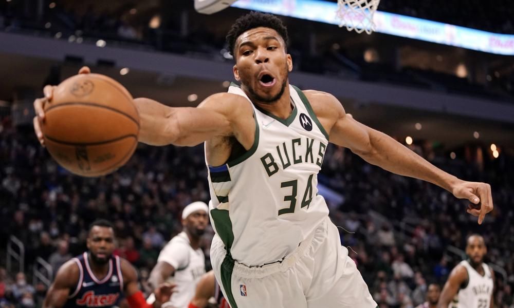 雄鹿完胜奇才，恩比德绝境逆转