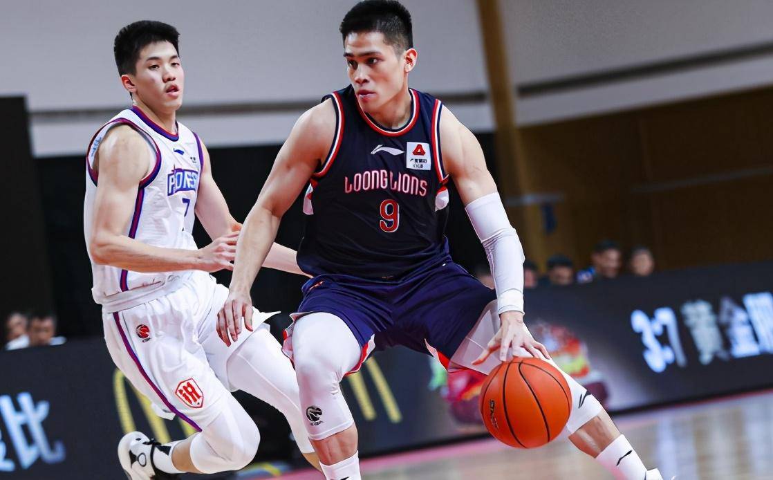 关于上海队轻取灰熊，浓眉哥惊艳四座的信息