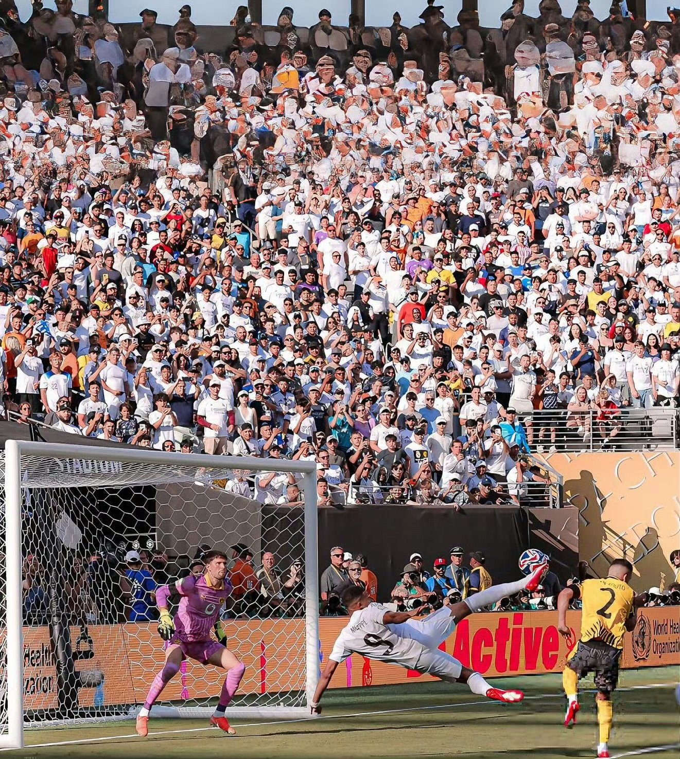 包含巴萨年轻球员爆发，多次抢球传射得分的词条