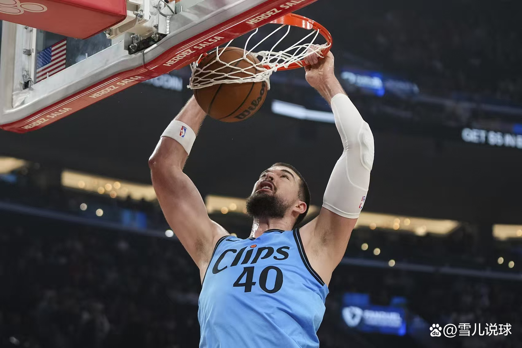 雄鹿队球员连续砍下+，成为赛季亮点的简单介绍