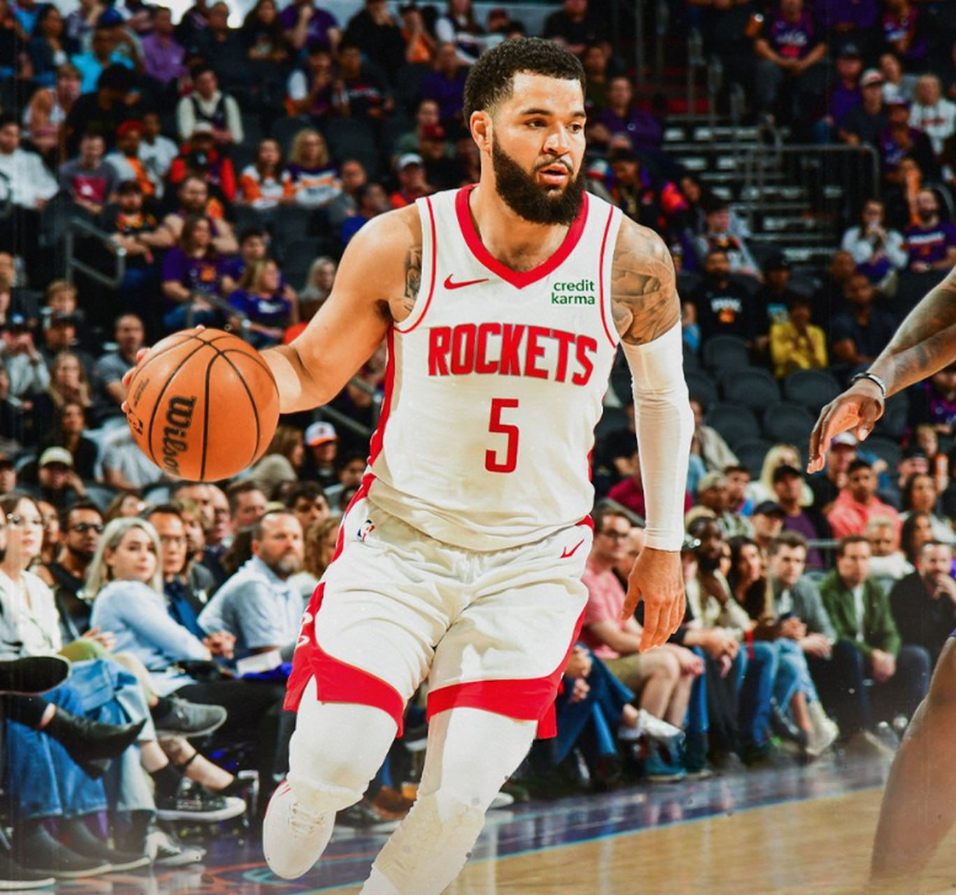 哈萨克斯坦队在激战中实现逆袭