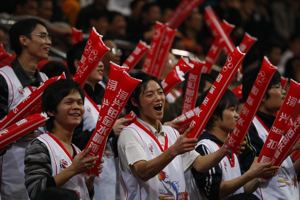 球队外援表现抢眼，助力团队胜利的简单介绍