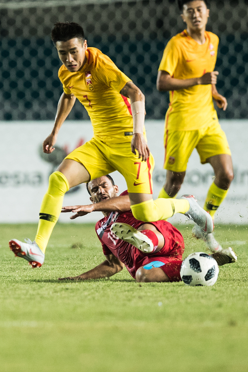 技惊四座！球员精彩表现轰动赛场的简单介绍