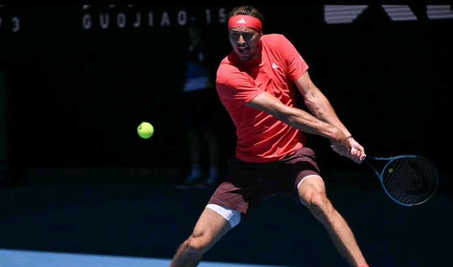 包含欧洲网球队力克澳大利亚网球队，兹维列夫惊艳世界的词条