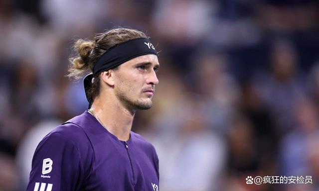 关于西班牙网球队爆冷英国网球队，兹维列夫送出助攻的信息