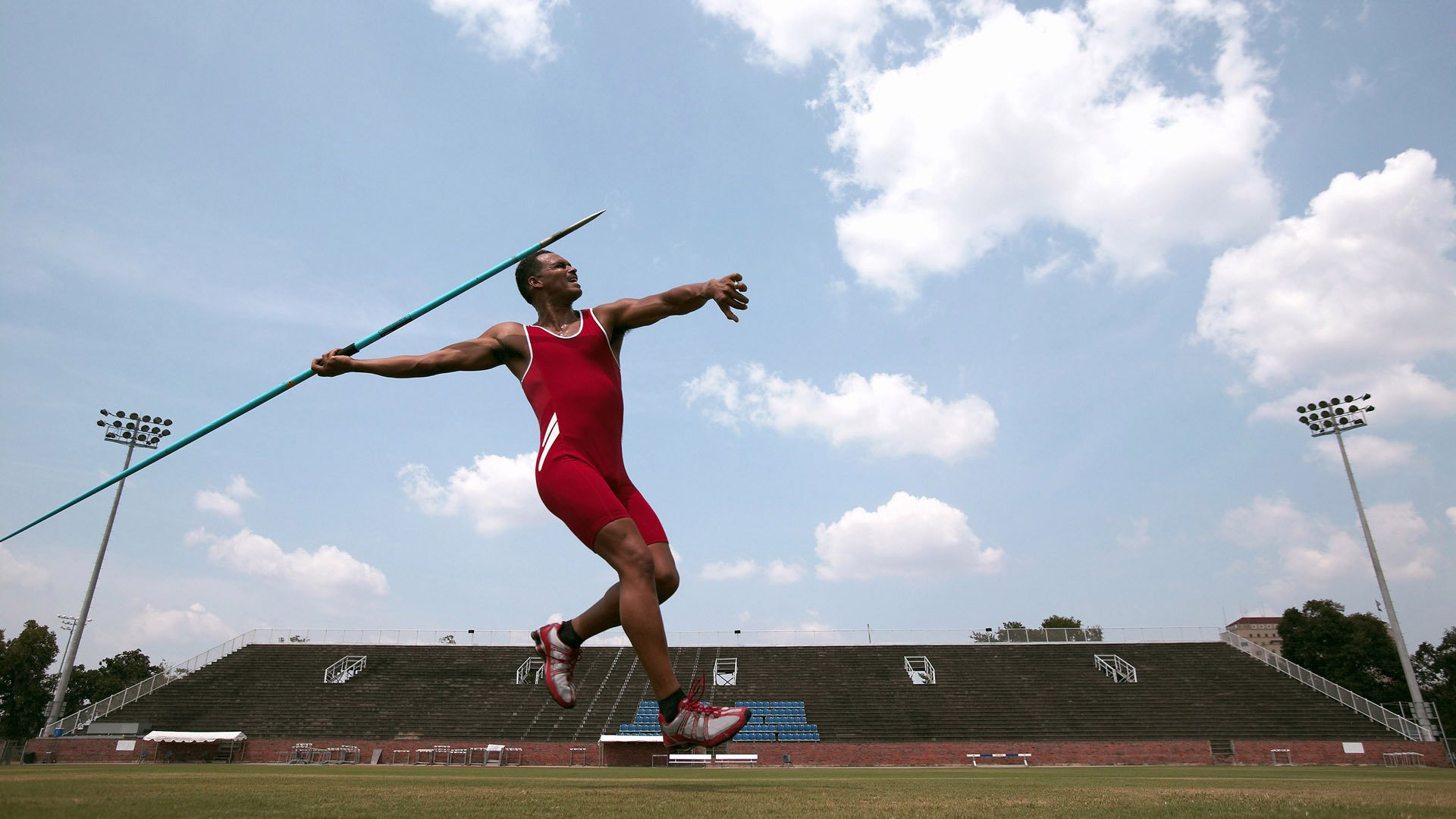 福克斯末节狂飙导演逆转好戏，湖人三巨头合砍80分力擒篮网