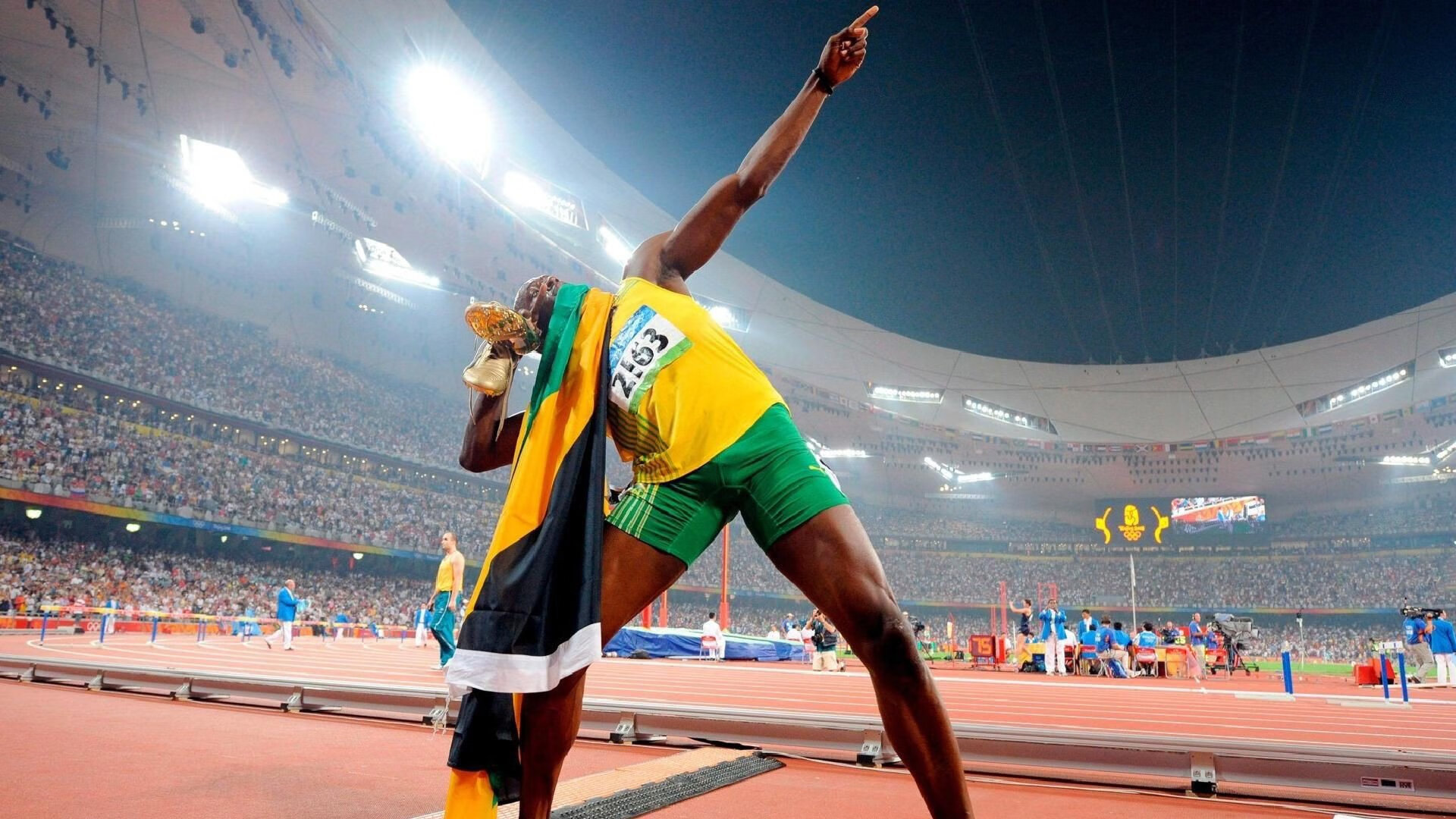 西决生死战之夜，拉文关键节点连续得分，改写历史的瞬间